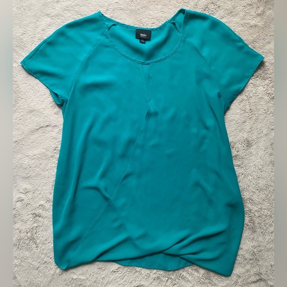 Mossimo Silky Blouse 🩵 - Picture 2 of 7
